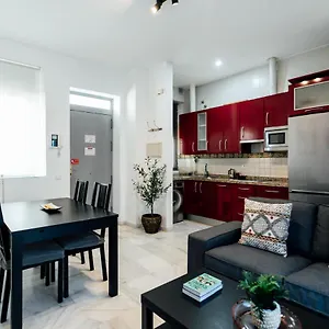 https://apartamento-alfareria-triana.es-andalucia.com